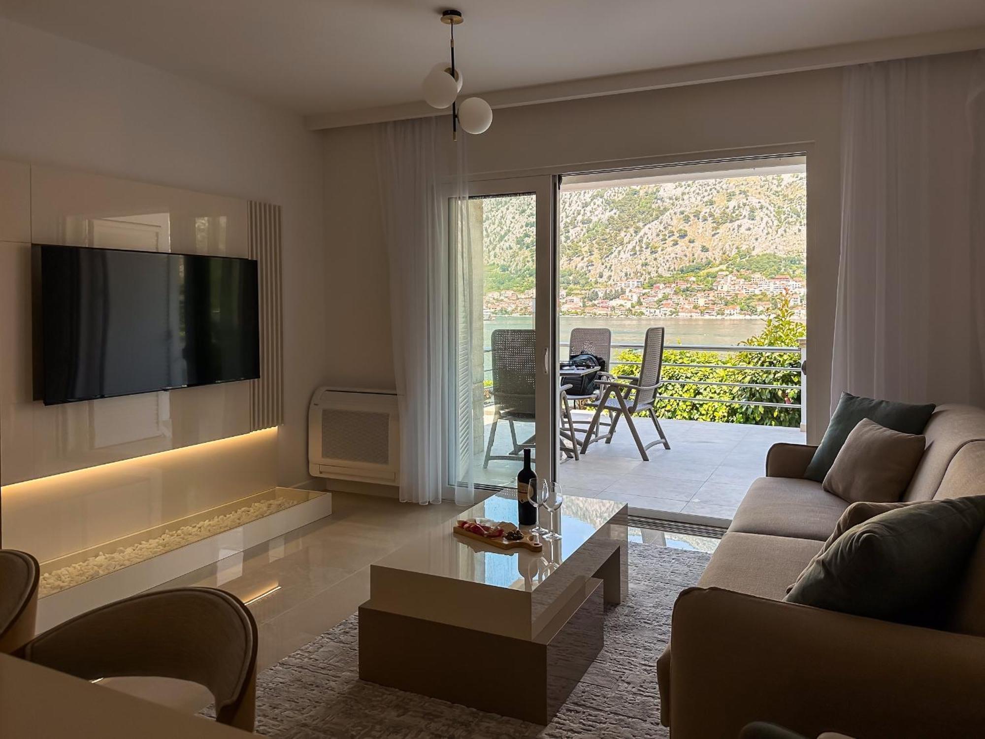 Chillout Apartment In Kotor Bay المظهر الخارجي الصورة